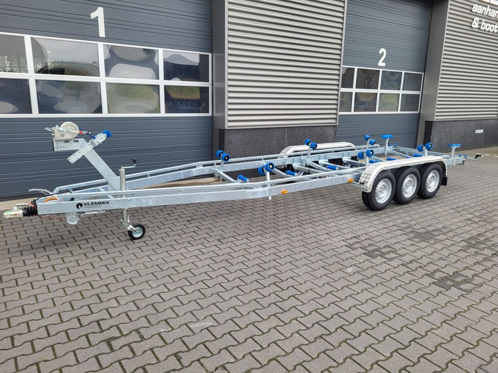 Remorque bateau Vlemmix 7,8 m 3×1350 kg