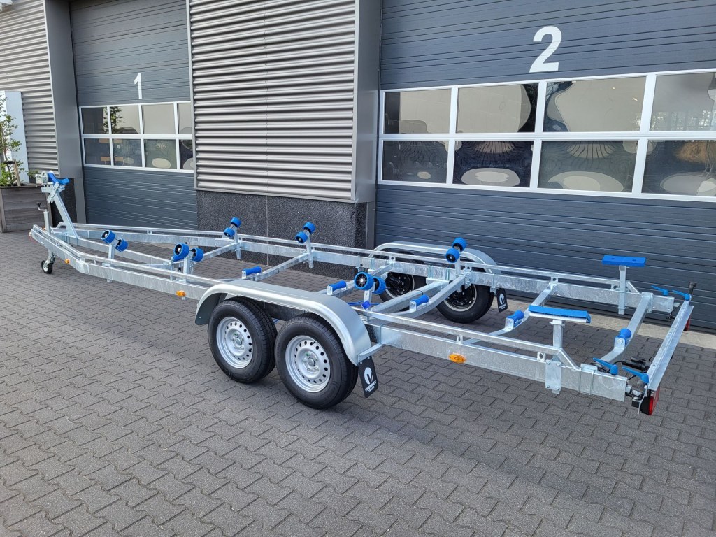 Remorque bateau Vlemmix 8,4 m 2×1350 kg