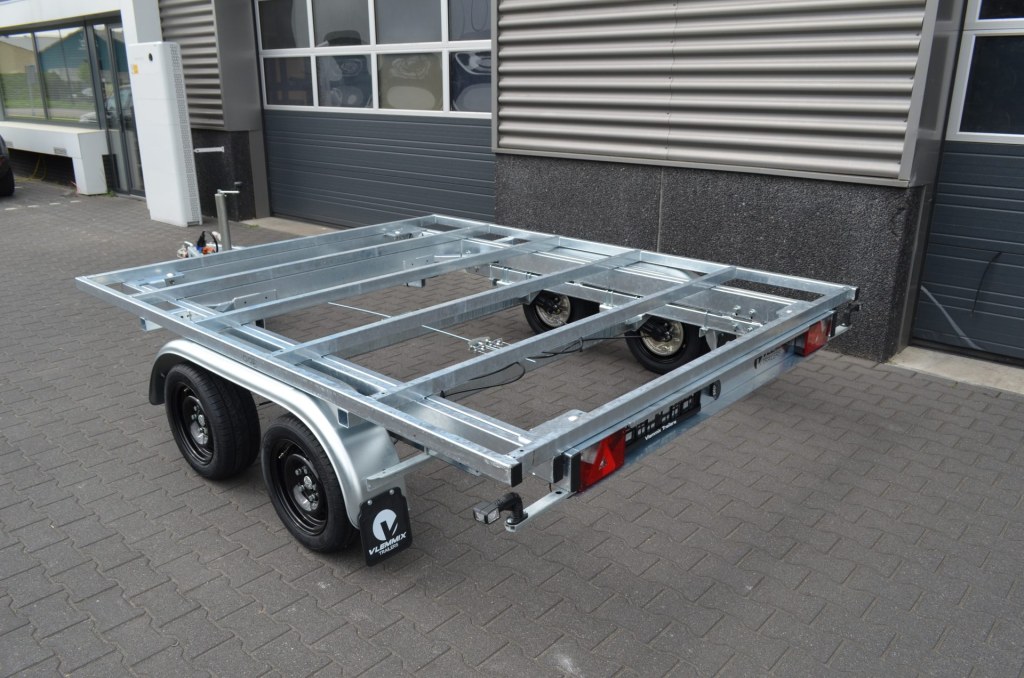 Remorque plateau détachable Vlemmix 300 2×1800 kg