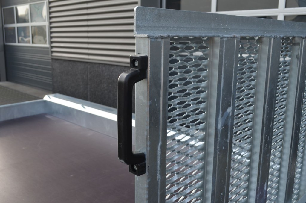 Porte-engins Vlemmix 2700 kg – 300×150