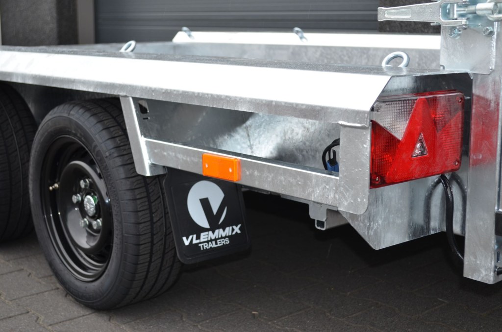 Porte-engins Vlemmix 2700 kg – 300×150