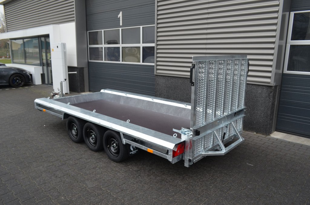 Porte-engins Vlemmix 3×1350 kg – 400×150
