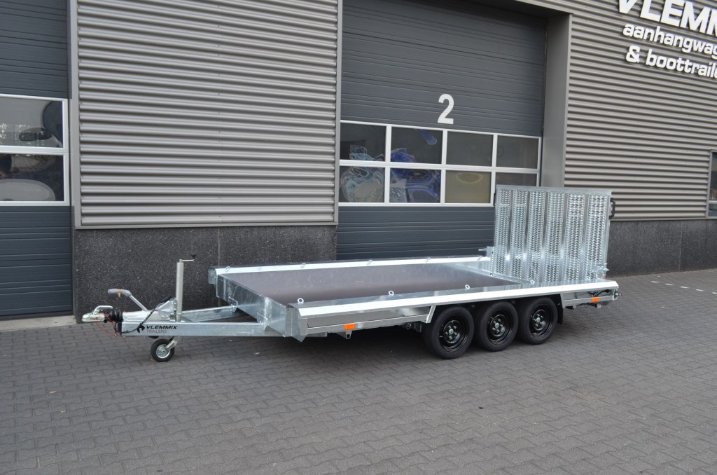 Porte-engins Vlemmix 3×1350 kg – 400×180