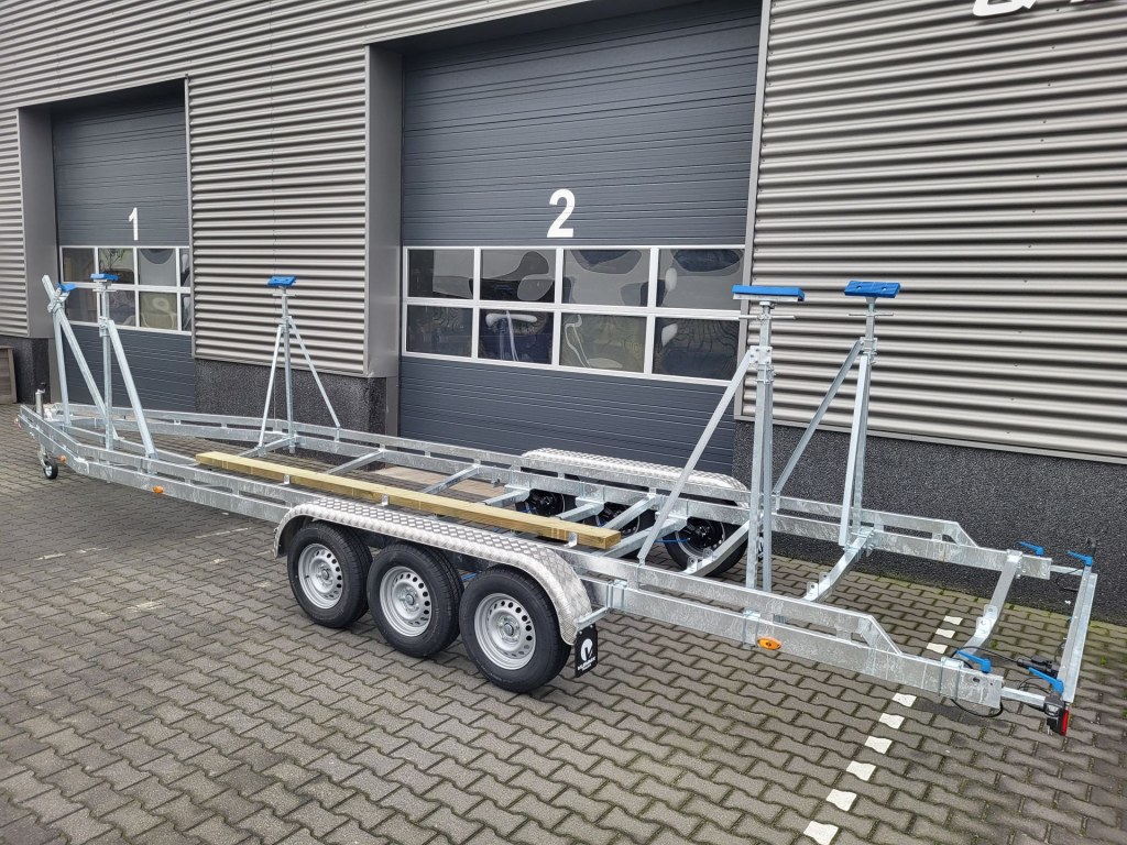 Remorque pour voilier Vlemmix 10 m 3×1350 kg