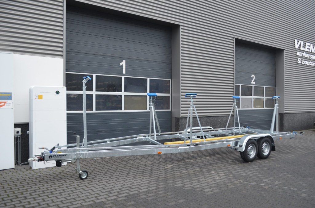 Remorque pour voilier Vlemmix 7,8 m 2×1500 kg