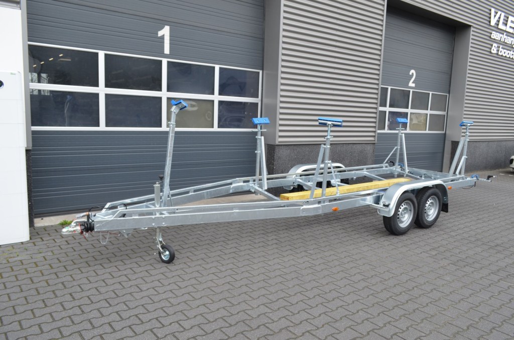 Remorque pour voilier Vlemmix 7m 2×1350 kg