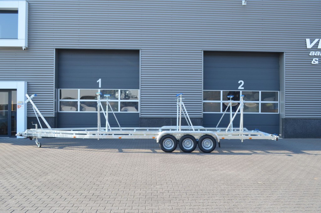 Remorque pour voilier Vlemmix 9,2 m 3×1350 kg
