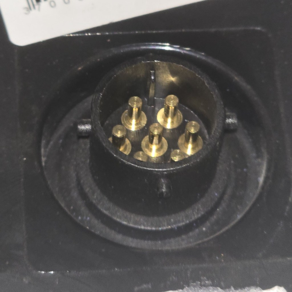 FEU 6 FONCTIONS DROIT LED DAFA AVEC CONNECTEUR
