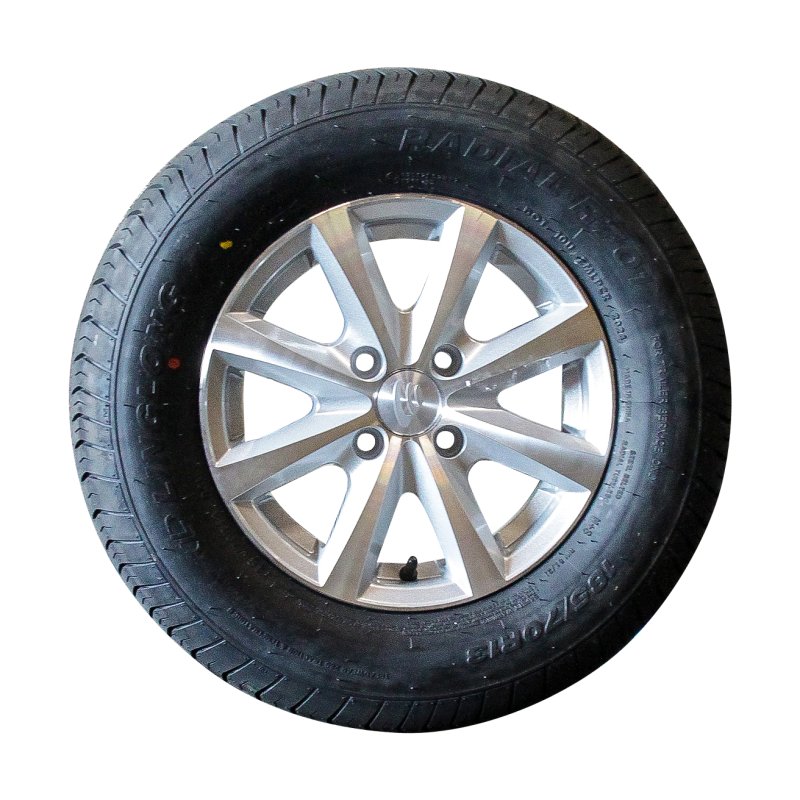 luchtband + wiel 185/70 R13 5Jx13H2 ET30 57/100/4 lichtmetaal R701 M+S zilvergrijs