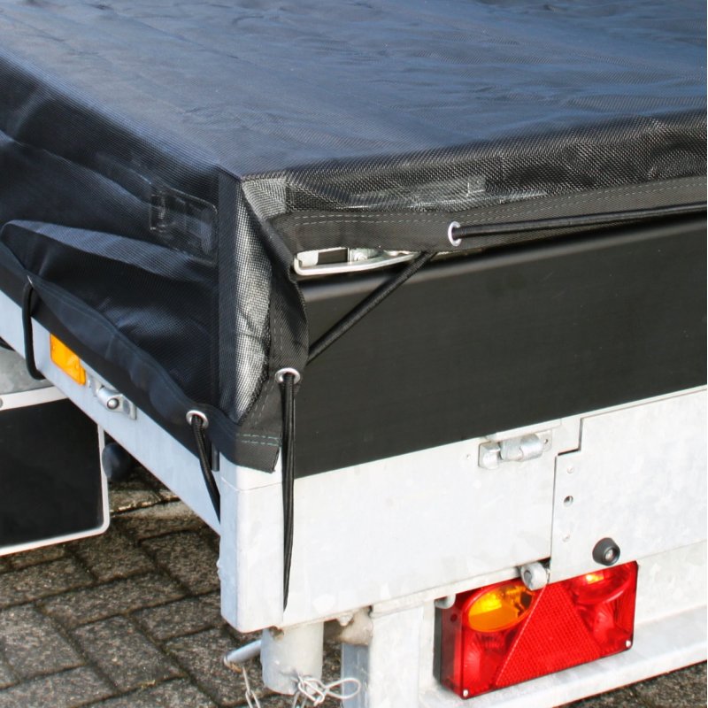 Filet de sécurité de lourde qualité 2500x1400mm PVC, 350 gr/m2 noir foncé RAL 9005