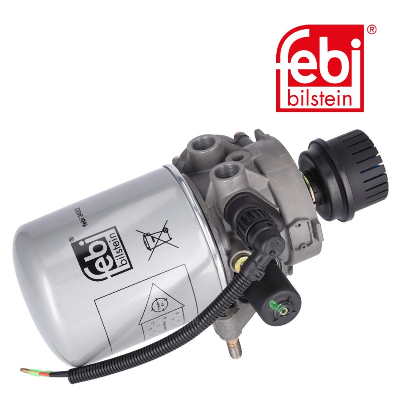 Air Dryer with dry cartridge with oil precipitator