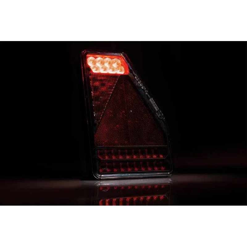 right | LED rear lights triangle | 12V | 6-function | 1m. cable