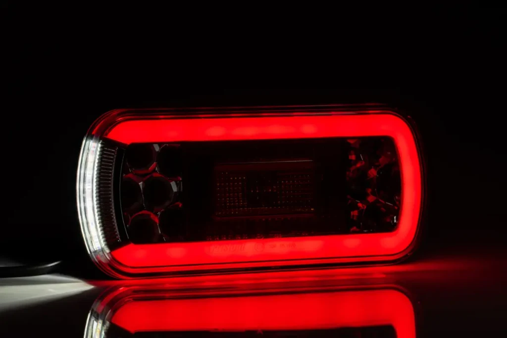 FT-130 COF LED BAJONET