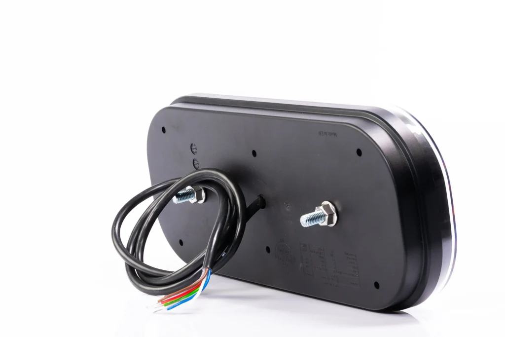 Feu arrière universel à LED 12-36V, droite