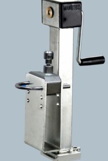 High Lift Bracket